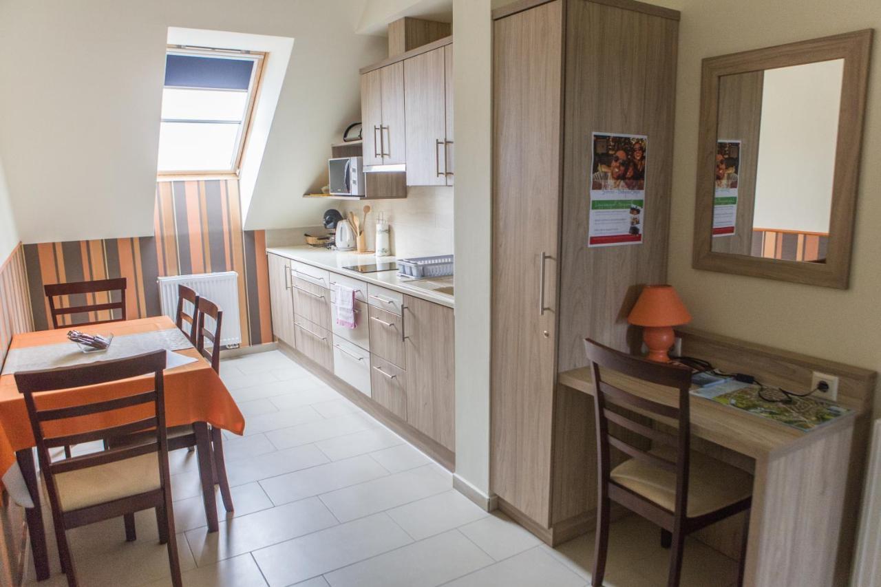 Azur Haz Gyoengyvirag Apartman Sárvár Exterior foto